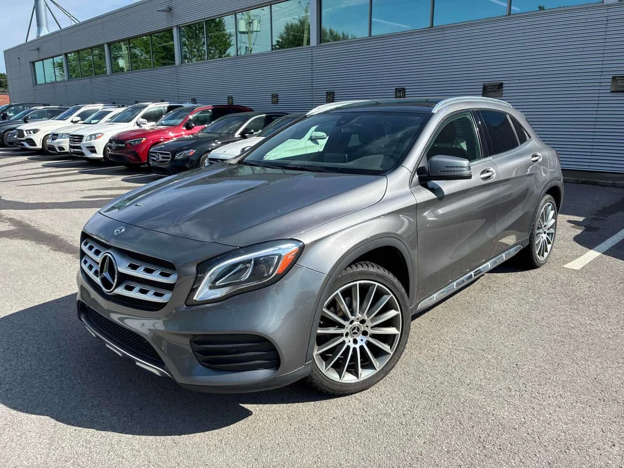 Mercedes-Benz GLA * 250 * CARFAX * ОПЦИЯ ЗА ФИНАНСИРАНЕ 
