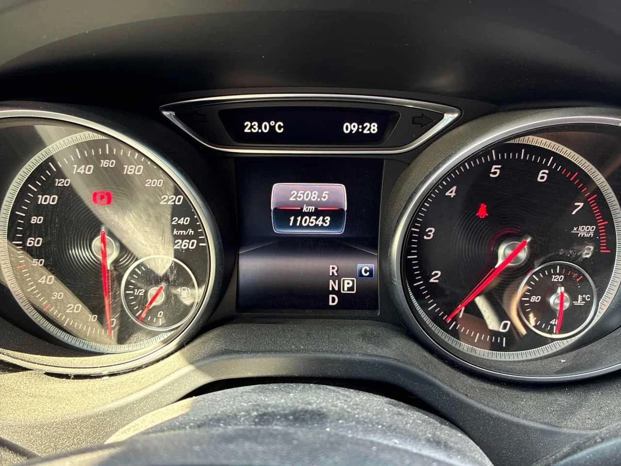 Mercedes-Benz GLA * 250 * CARFAX * ОПЦИЯ ЗА ФИНАНСИРАНЕ , снимка 8 - Автомобили и джипове - 55724121