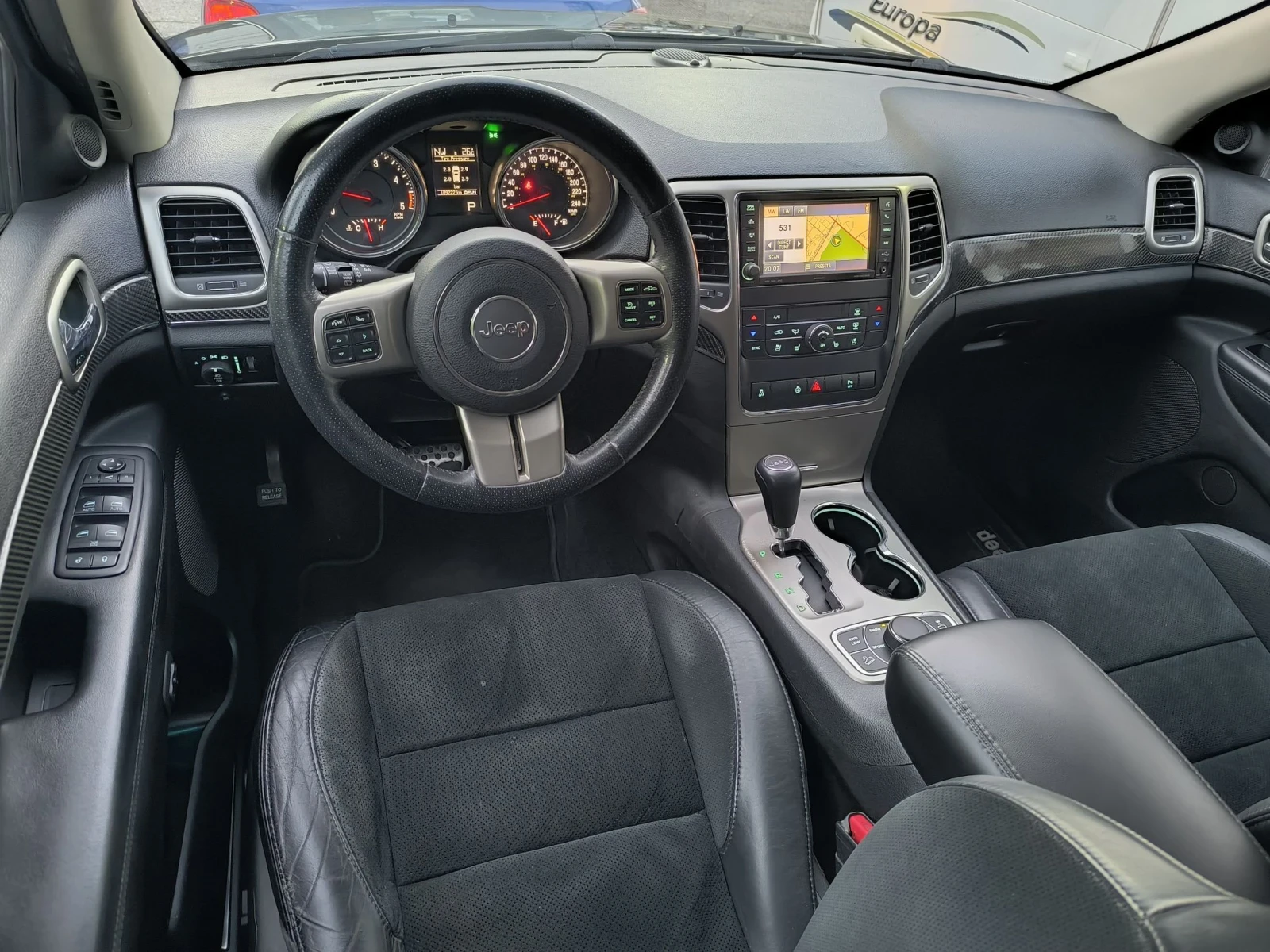 Jeep Grand cherokee 3.0CRD, снимка 8 - Автомобили и джипове - 55786230