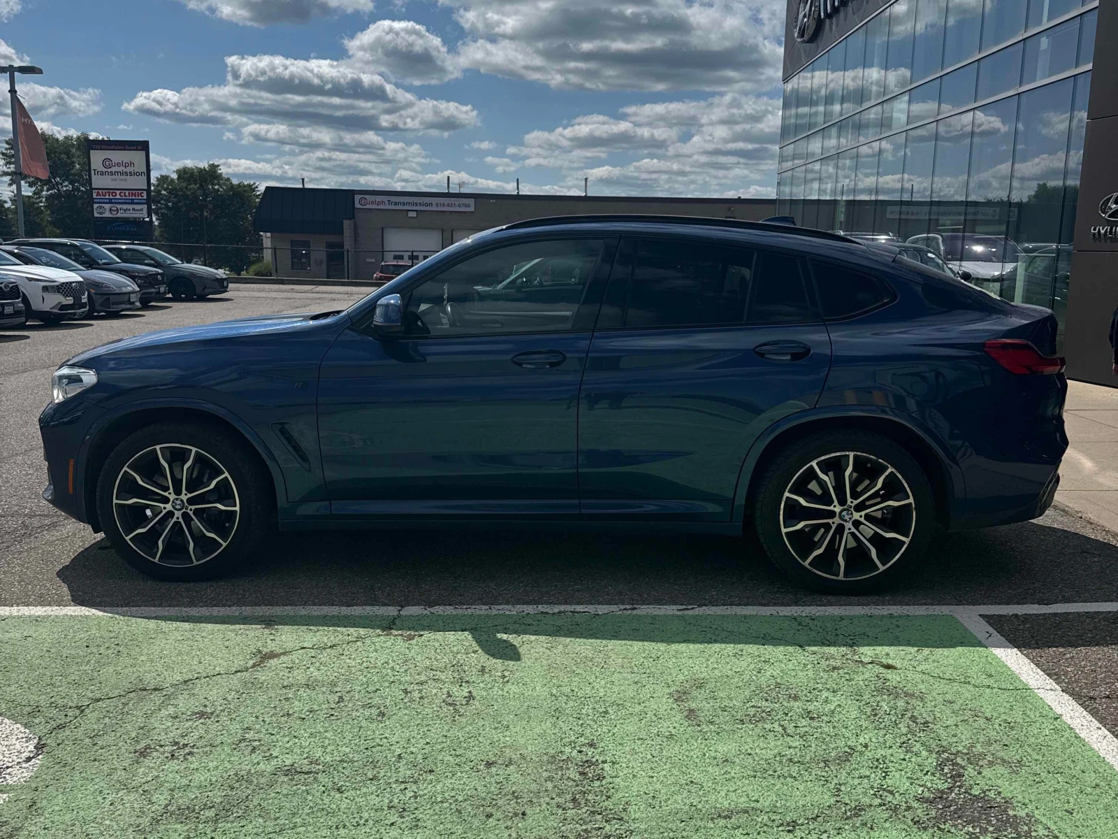 BMW X4 XDRIVE30I * M PACK* ПАНОРАМА* ПОДГРЕВИ* КАМЕРА* , снимка 3 - Автомобили и джипове - 56012873