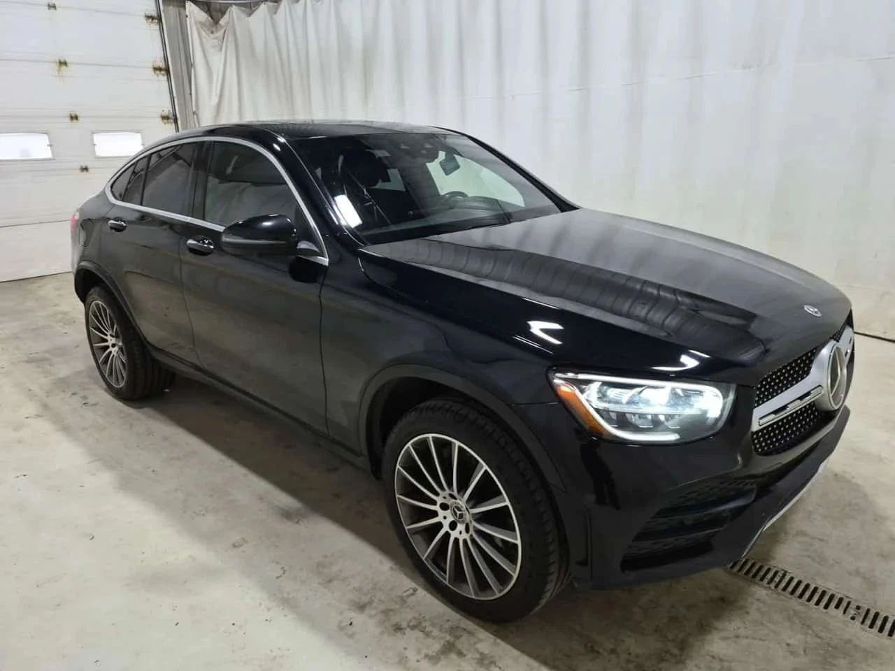 Mercedes-Benz GLC 300, снимка 5 - Автомобили и джипове - 56717997