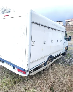 Iveco 35s13 Хладилен за сладолед-40 , снимка 2 - Бусове и автобуси - 53609200