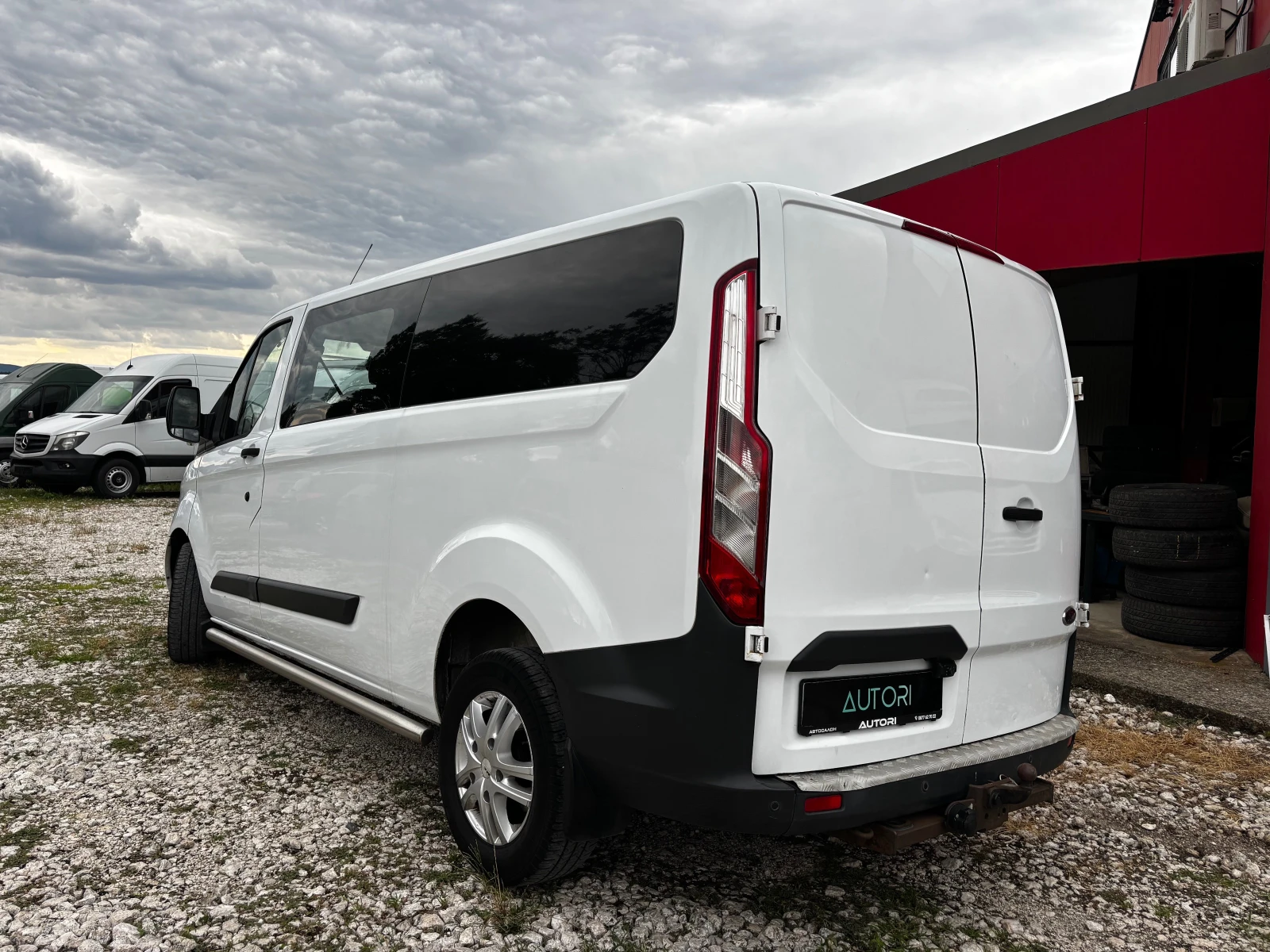 Ford Transit Custom 6 места 2.2 ВЕРИГА МОТОР, снимка 6 - Бусове и автобуси - 55212924
