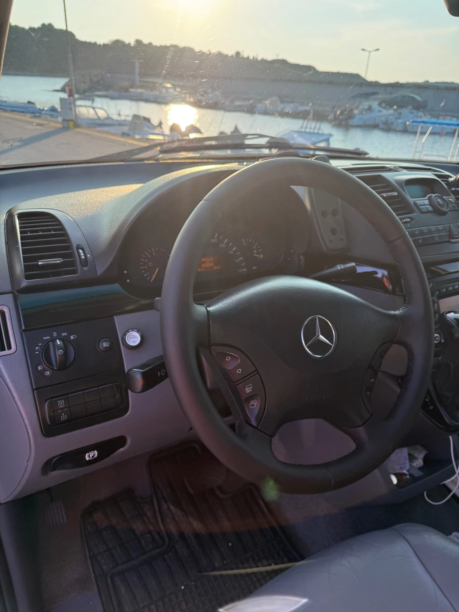 Mercedes-Benz Viano Viano, снимка 13 - Бусове и автобуси - 55304732
