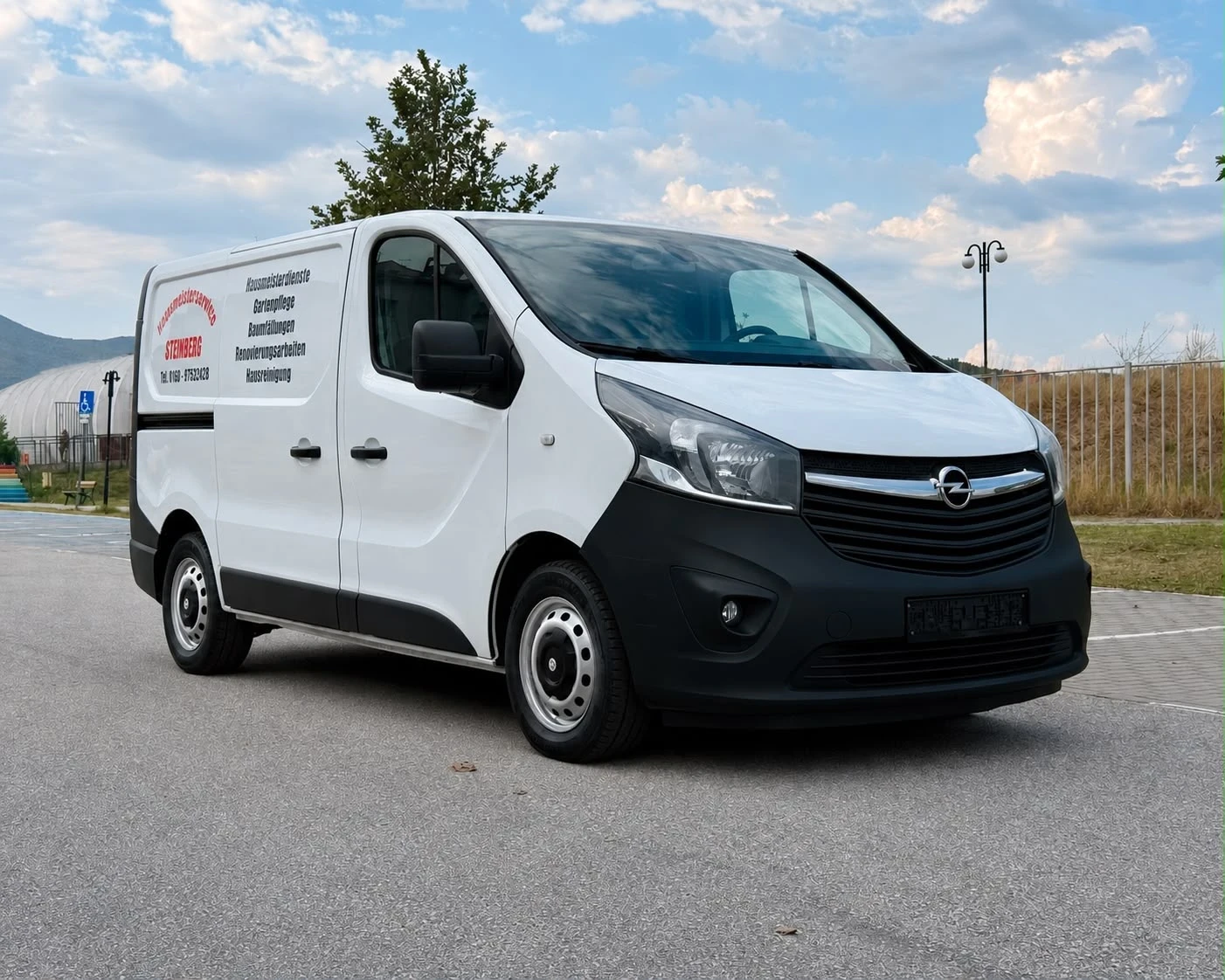Opel Vivaro 1.6 * РЕАЛЕН ПРОБЕГ * ЛИЗИНГ/БАРТЕР, снимка 9 - Бусове и автобуси - 55583427