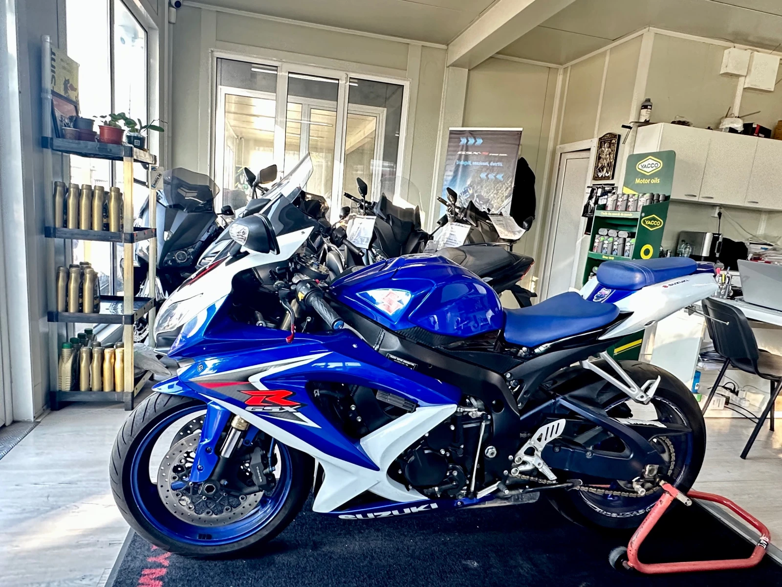 Suzuki Gsxr К8  - изображение 5
