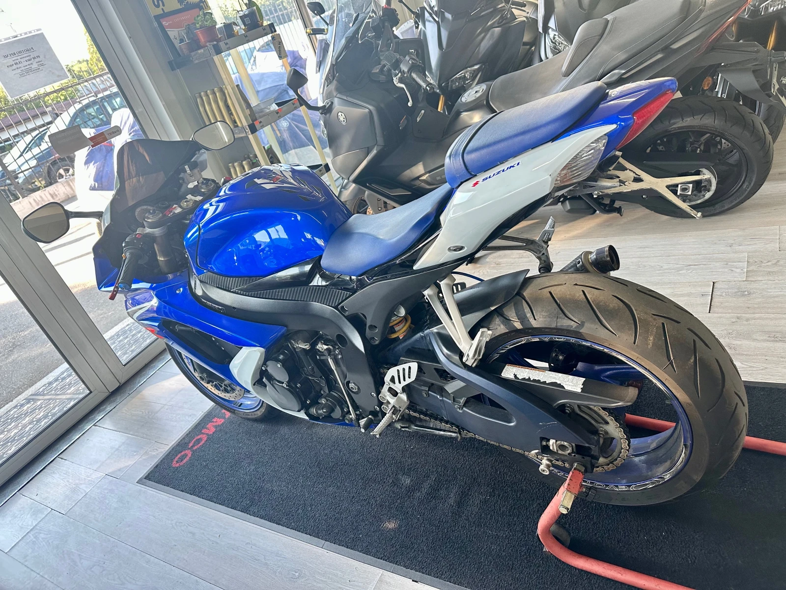 Suzuki Gsxr К8  - изображение 6
