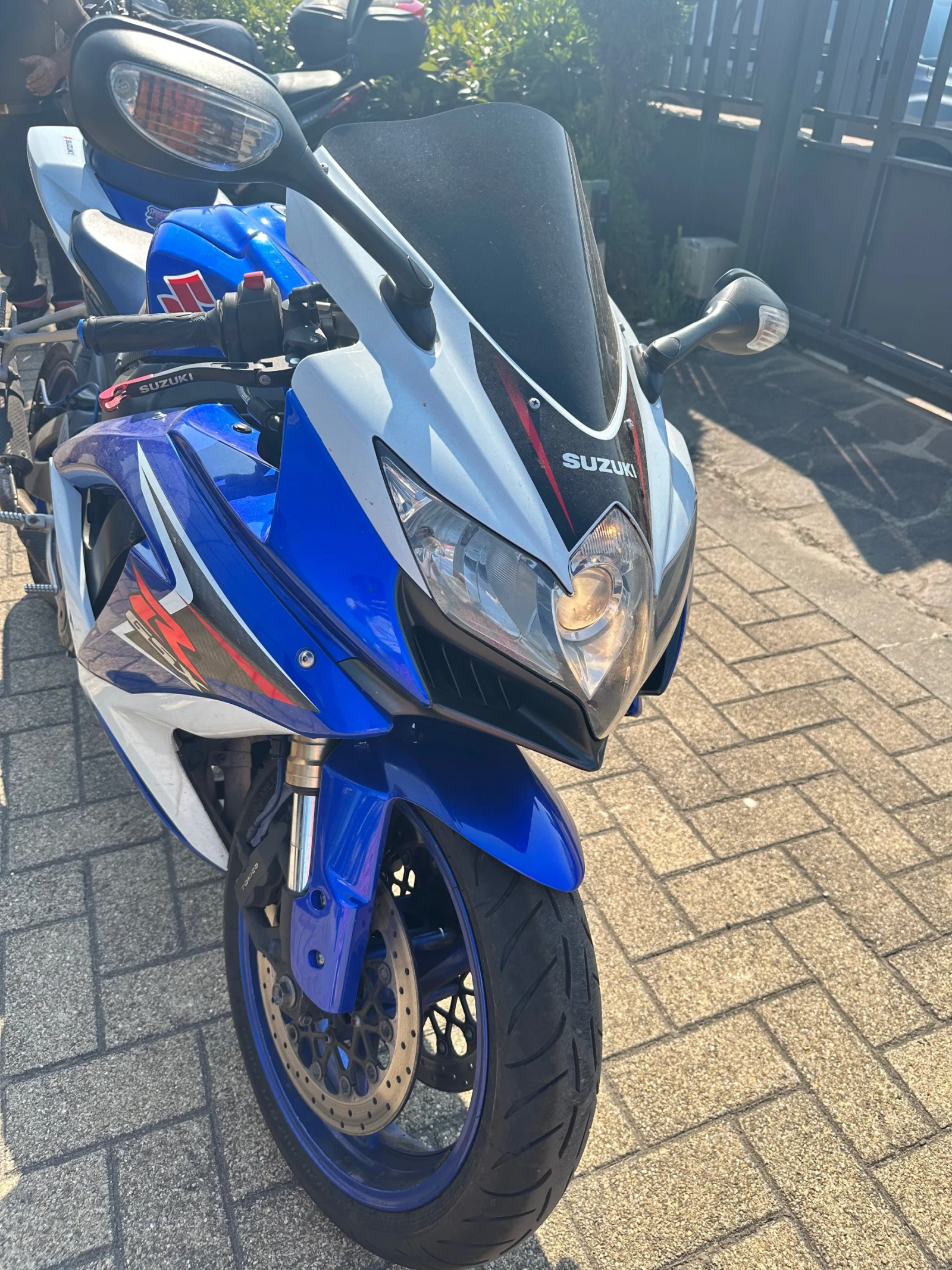 Suzuki Gsxr К8  - изображение 8