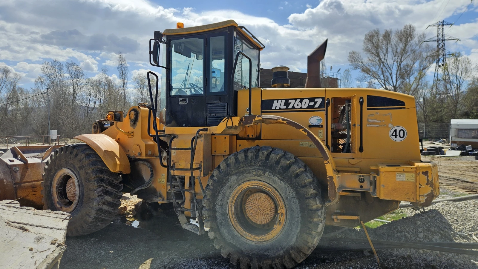 Челен товарач Hyundai HL 760-7