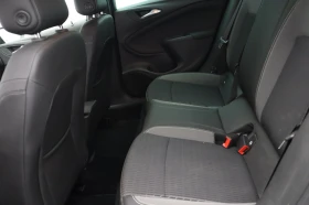 Opel Astra 1.2 Turbo , снимка 9