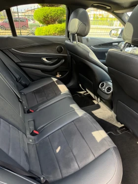 Mercedes-Benz E 220 9G/AMG/360 Камера/Панорама/Дигитал/Амбиент, снимка 11