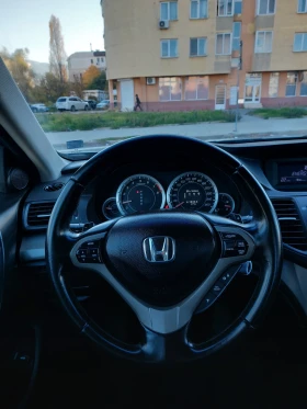 Honda Accord 2.4 АВТОМАТ* СЕРВИЗНА ИСТОРИЯ , снимка 10