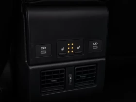 Toyota bZ4X AWD Leuge 360 JBL Winter Pack + Pano ACC | Auto.bg — изображение 13