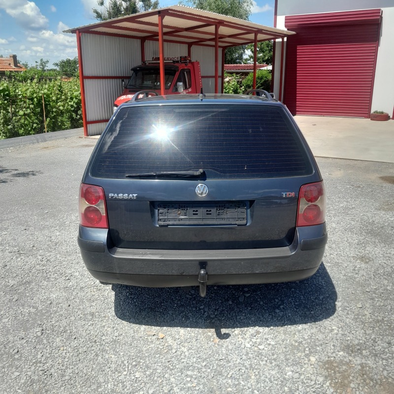 VW Passat 1.9 klima , снимка 9 - Автомобили и джипове - 46135639