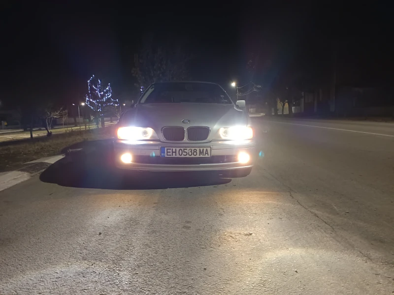 BMW 520, снимка 10 - Автомобили и джипове - 48122047