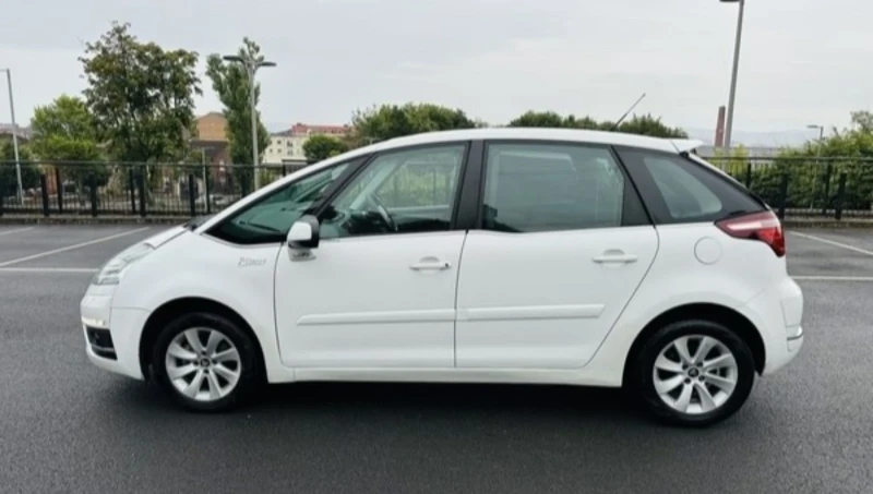 Citroen C4 Picasso, снимка 2 - Автомобили и джипове - 48536912