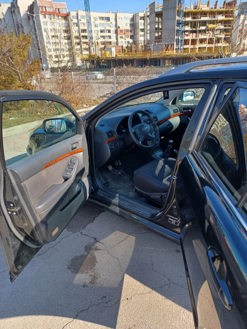 Toyota Avensis Миша, снимка 9 - Автомобили и джипове - 49125098