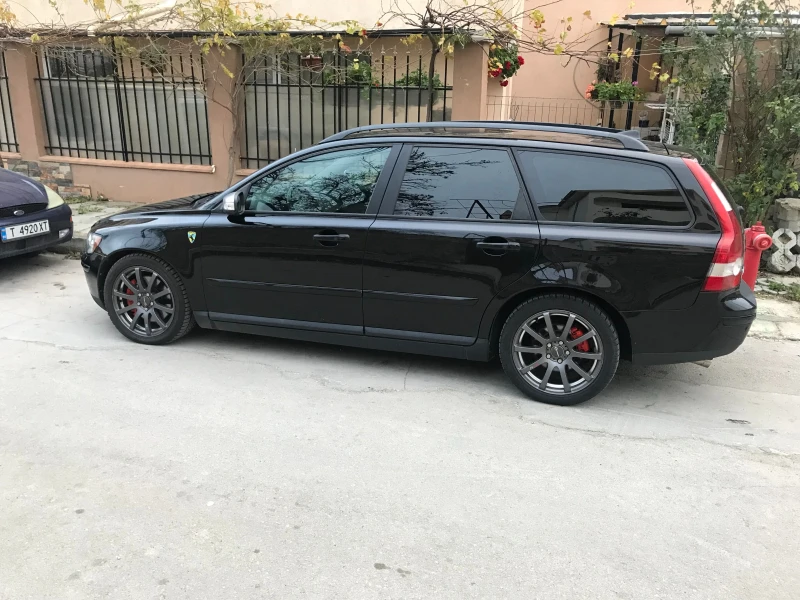 Volvo V50 T5, снимка 2 - Автомобили и джипове - 49348989