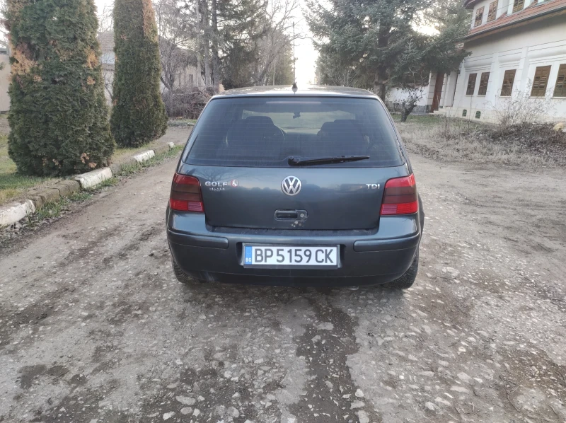 VW Golf 1.9tdi, снимка 6 - Автомобили и джипове - 49529834