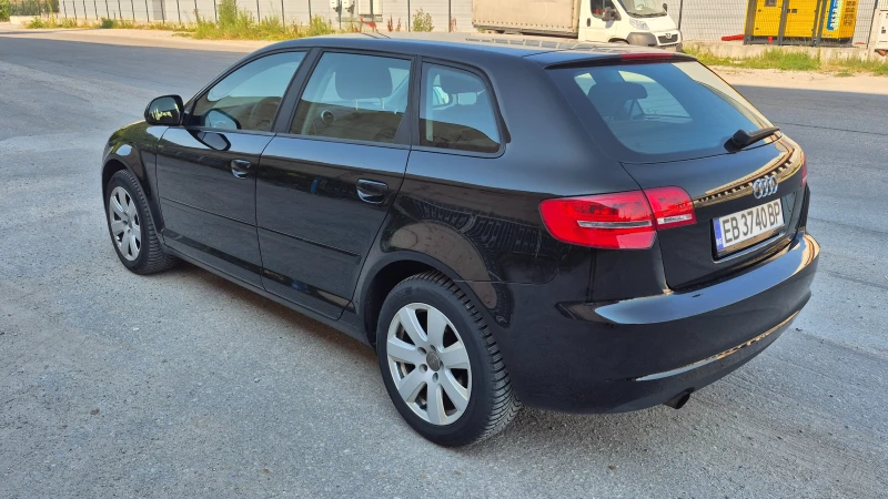 Audi A3 1.6i FACELIFT 165000км ОТЛИЧНА, снимка 6 - Автомобили и джипове - 50942480