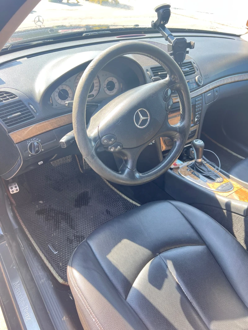 Mercedes-Benz E 320 EVO E320 4x4, снимка 12 - Автомобили и джипове - 52427992