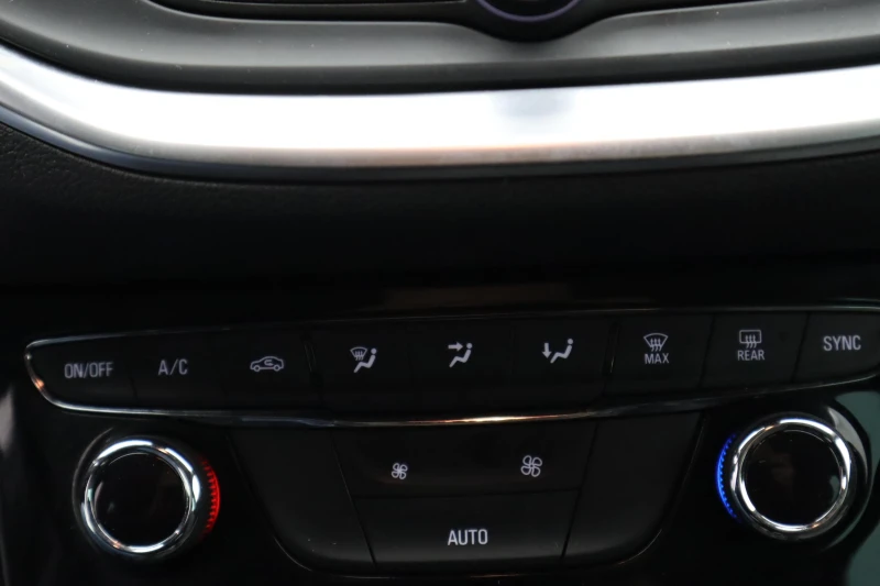 Opel Astra, снимка 17 - Автомобили и джипове - 51977076