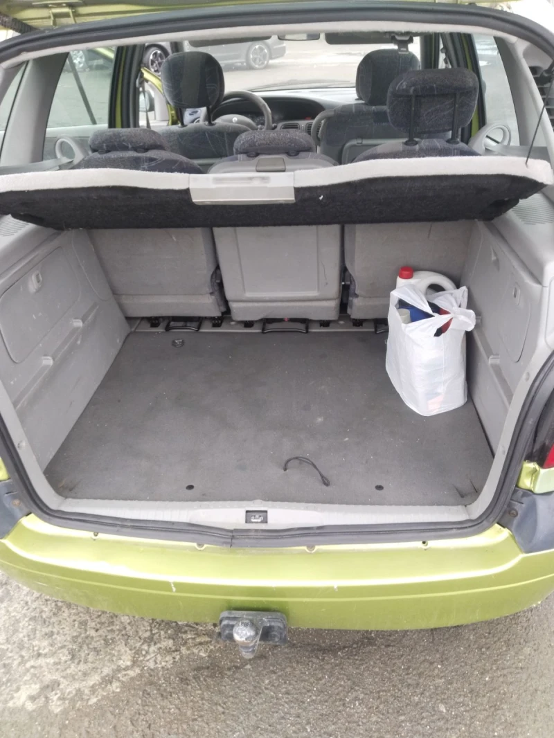 Renault Megane Scenic 1.6 16V, снимка 10 - Автомобили и джипове - 52641952