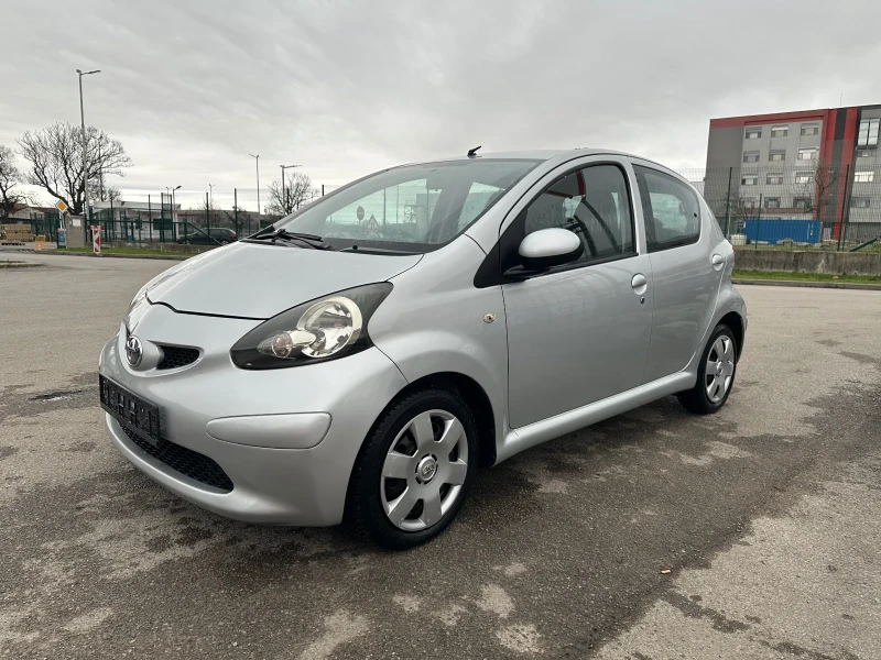 Toyota Aygo 1.4 Дизел, снимка 7 - Автомобили и джипове - 52671697