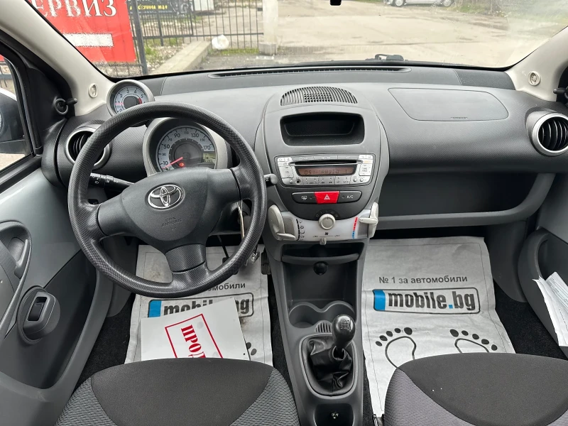 Toyota Aygo 1.4 Дизел, снимка 13 - Автомобили и джипове - 52671697