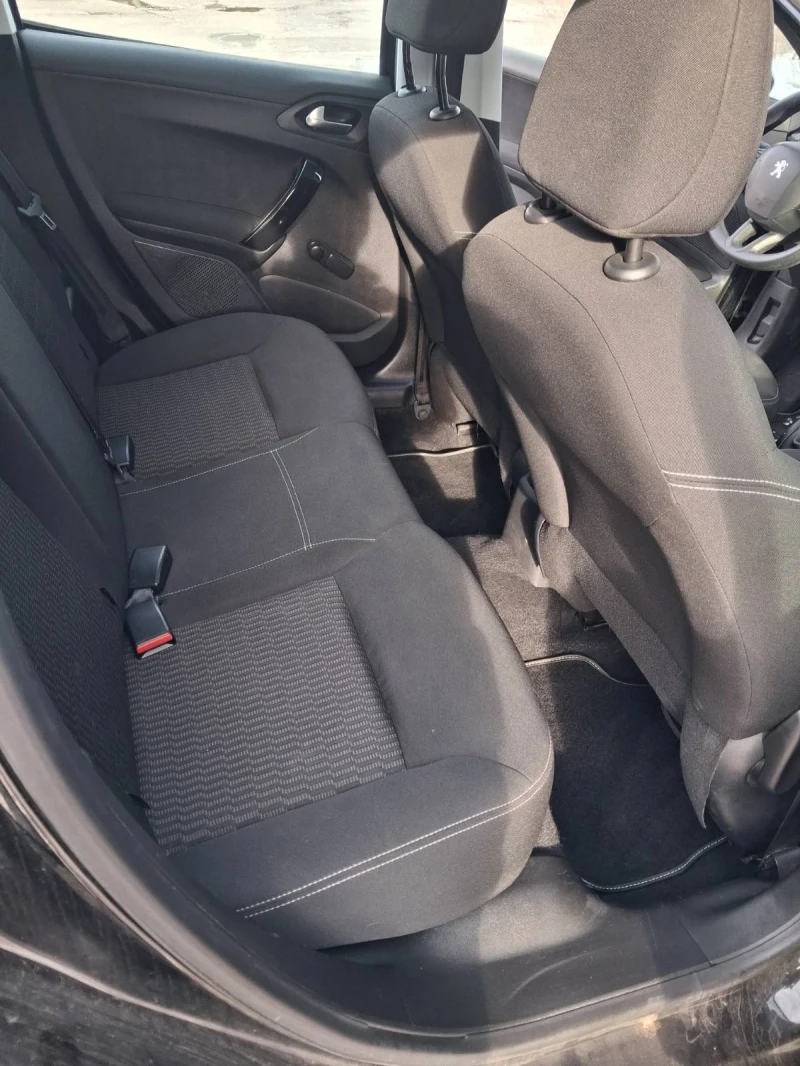Peugeot 208, снимка 11 - Автомобили и джипове - 53343248