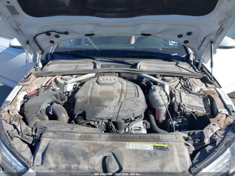 Audi A4 40 Premium/40 Titanium Premium, снимка 10 - Автомобили и джипове - 53396118