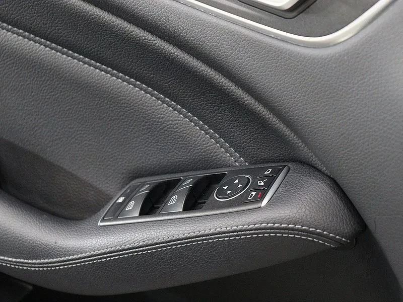 Mercedes-Benz B 200 2.0, снимка 13 - Автомобили и джипове - 54278414