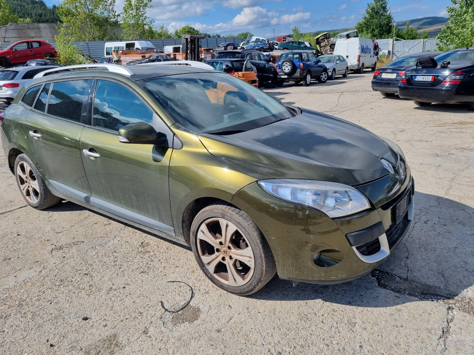 Renault Megane 1.5dci-110ks-2010god - изображение 4