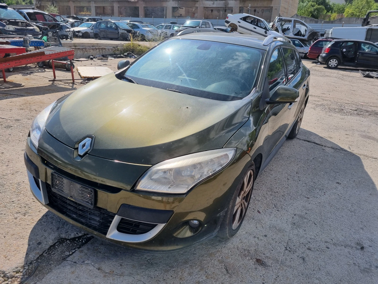 Renault Megane 1.5dci-110ks-2010god - изображение 3