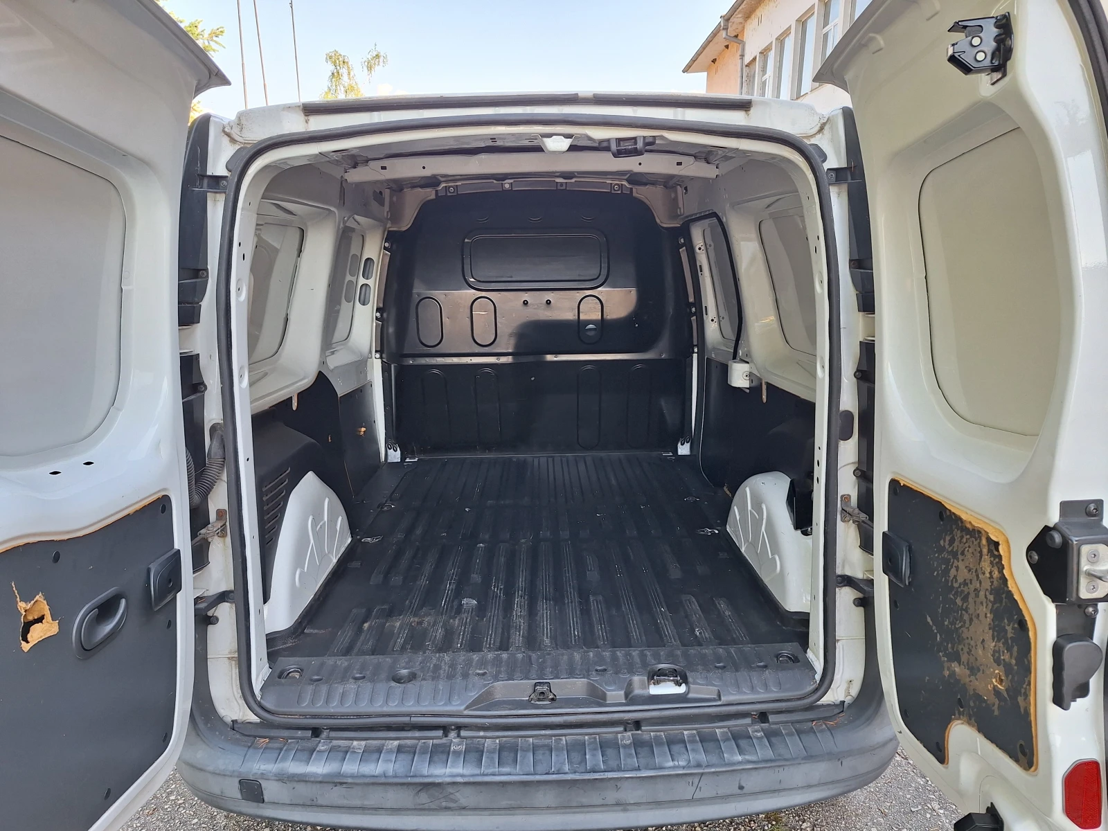 Renault Kangoo 1, 5dci* MAXI* КЛИМА - изображение 10