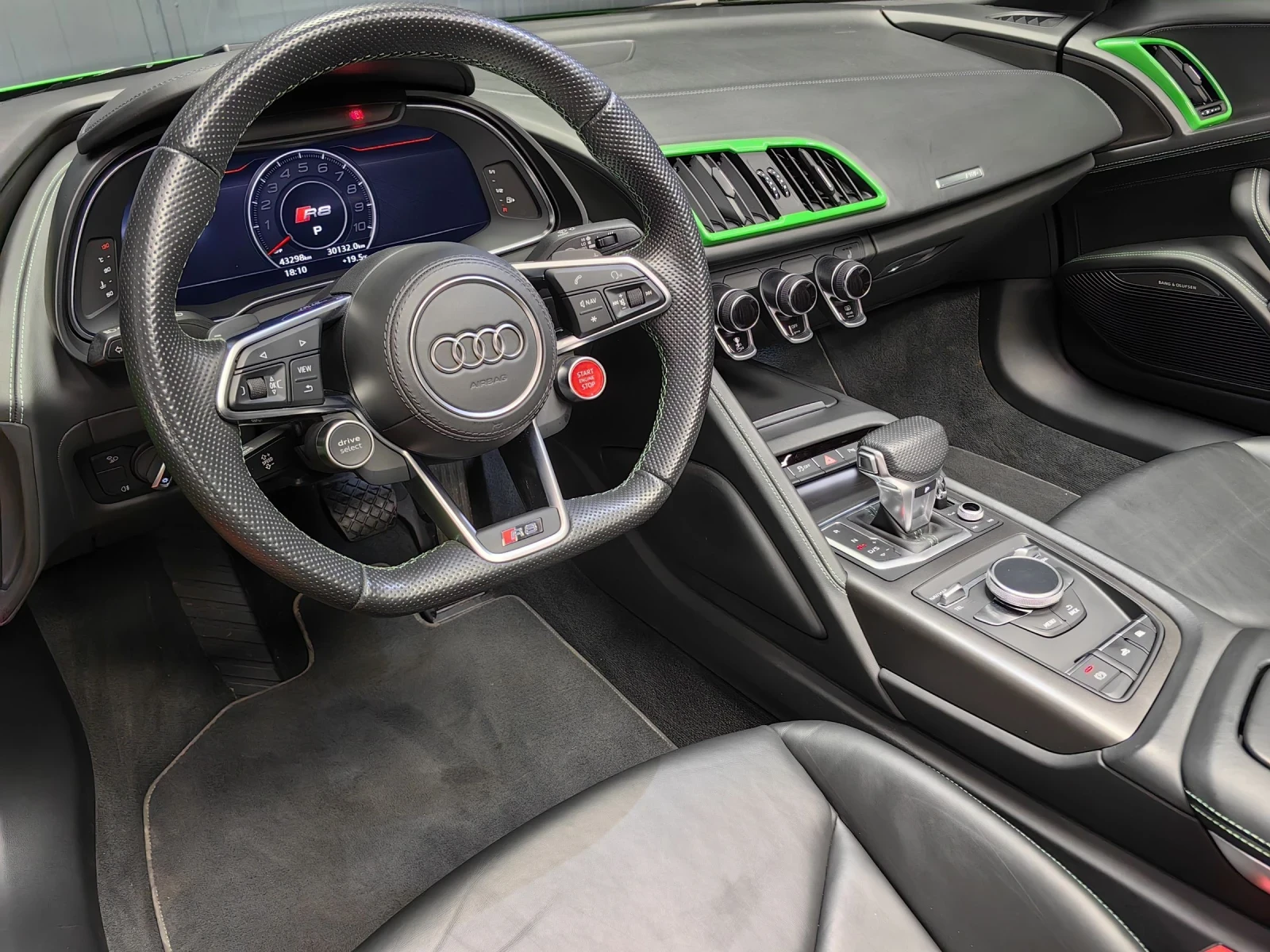 Audi R8  V10 SPYDER/CARBON/B&O/43300km - изображение 7