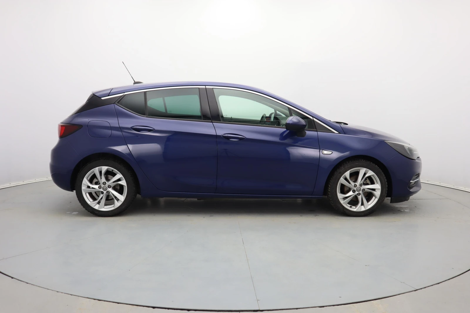 Opel Astra  - изображение 7