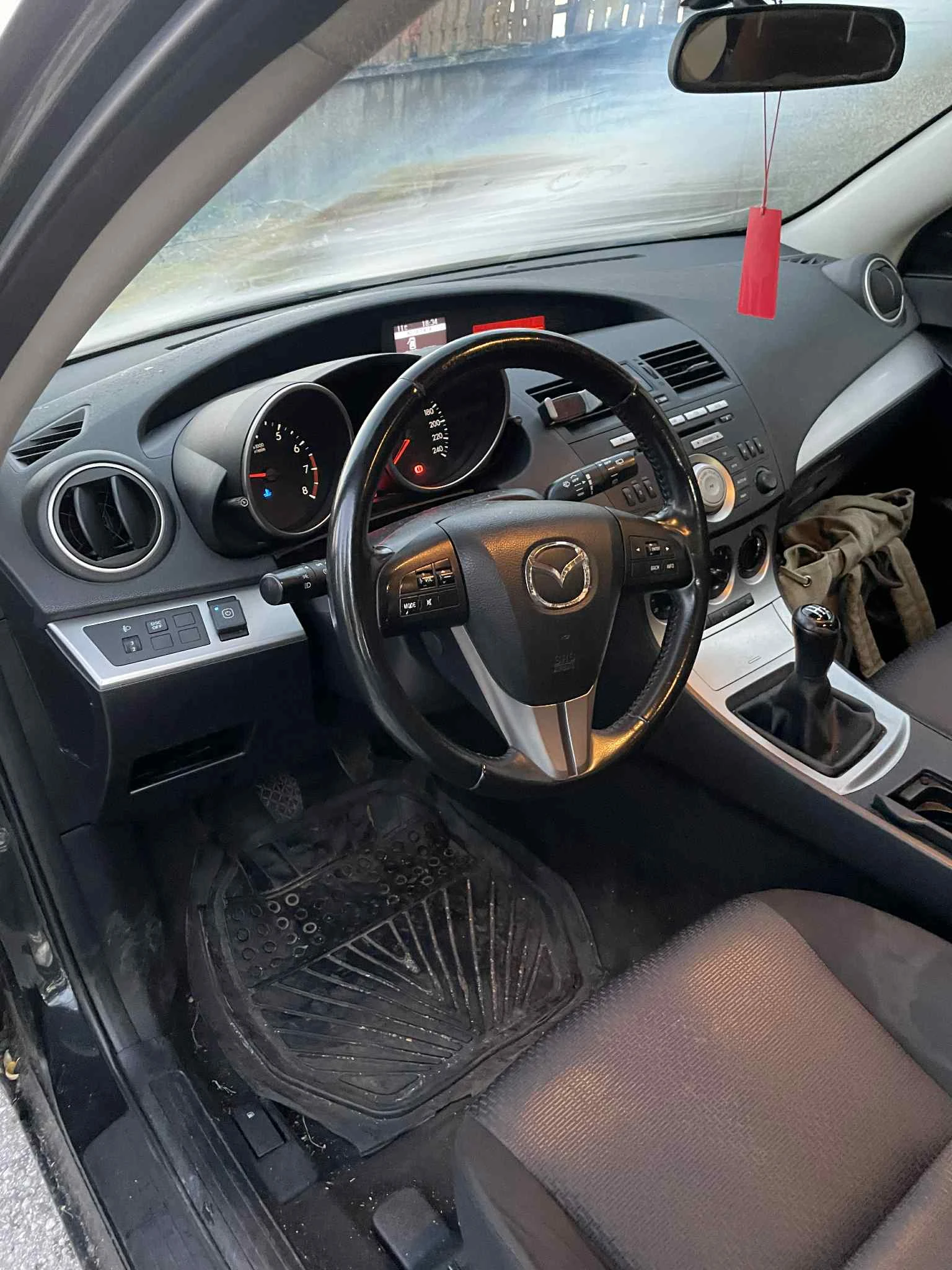 Mazda 3  - изображение 5