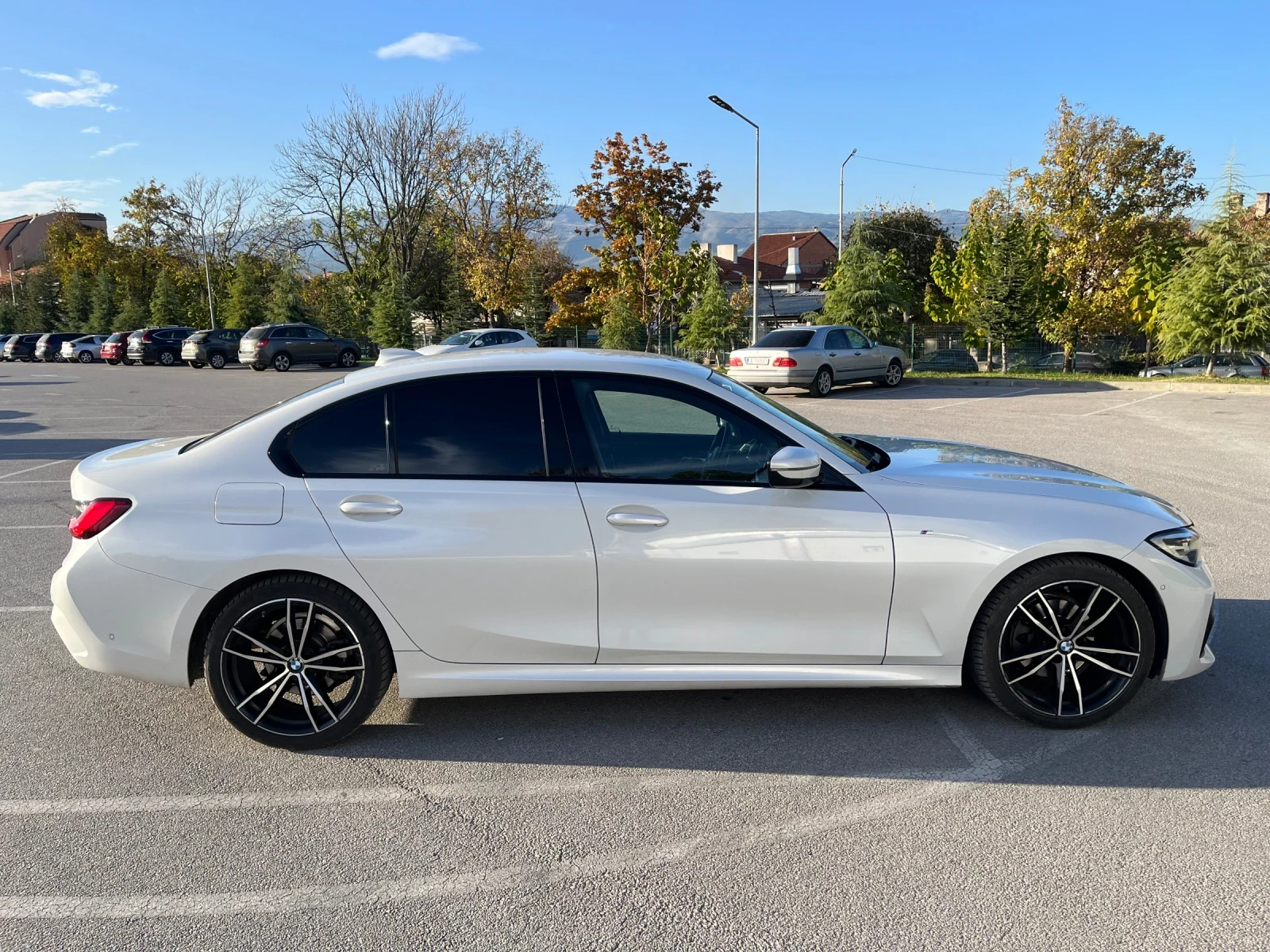 BMW 320  - изображение 6