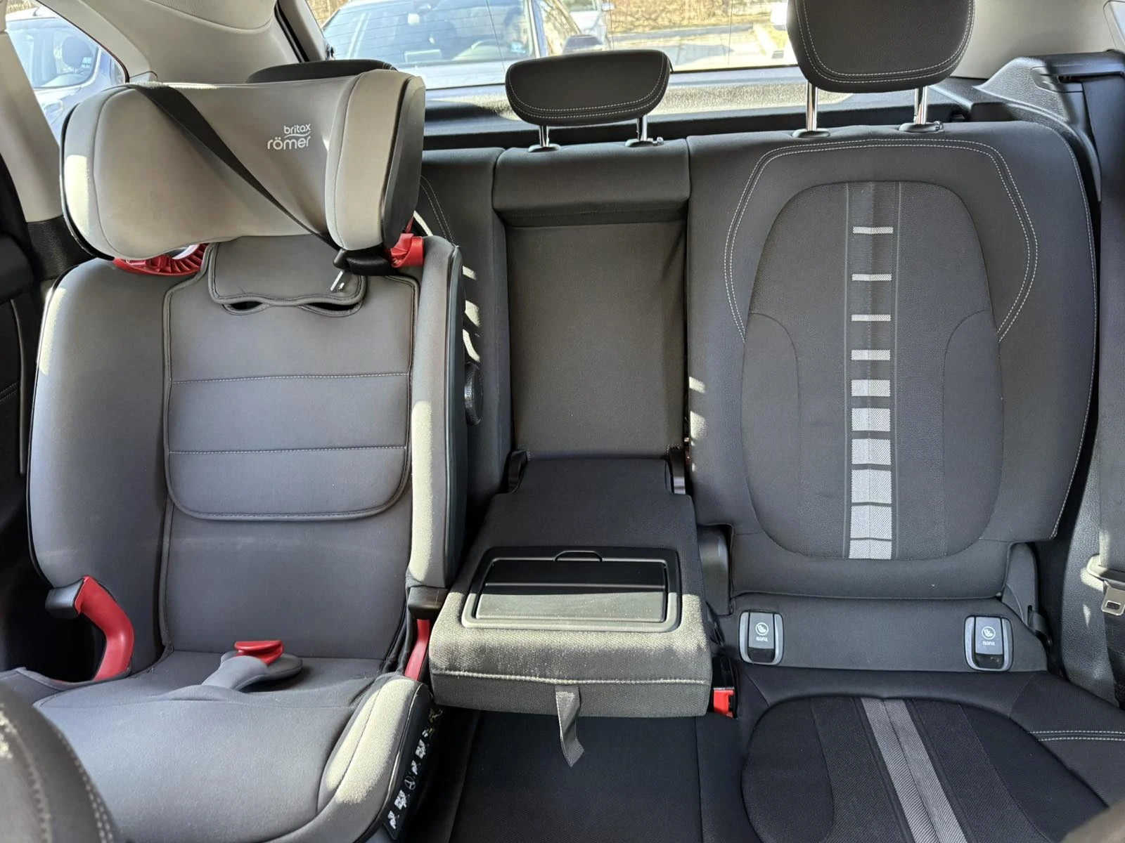 BMW 2 Active Tourer, снимка 16 - Автомобили и джипове - 53844081