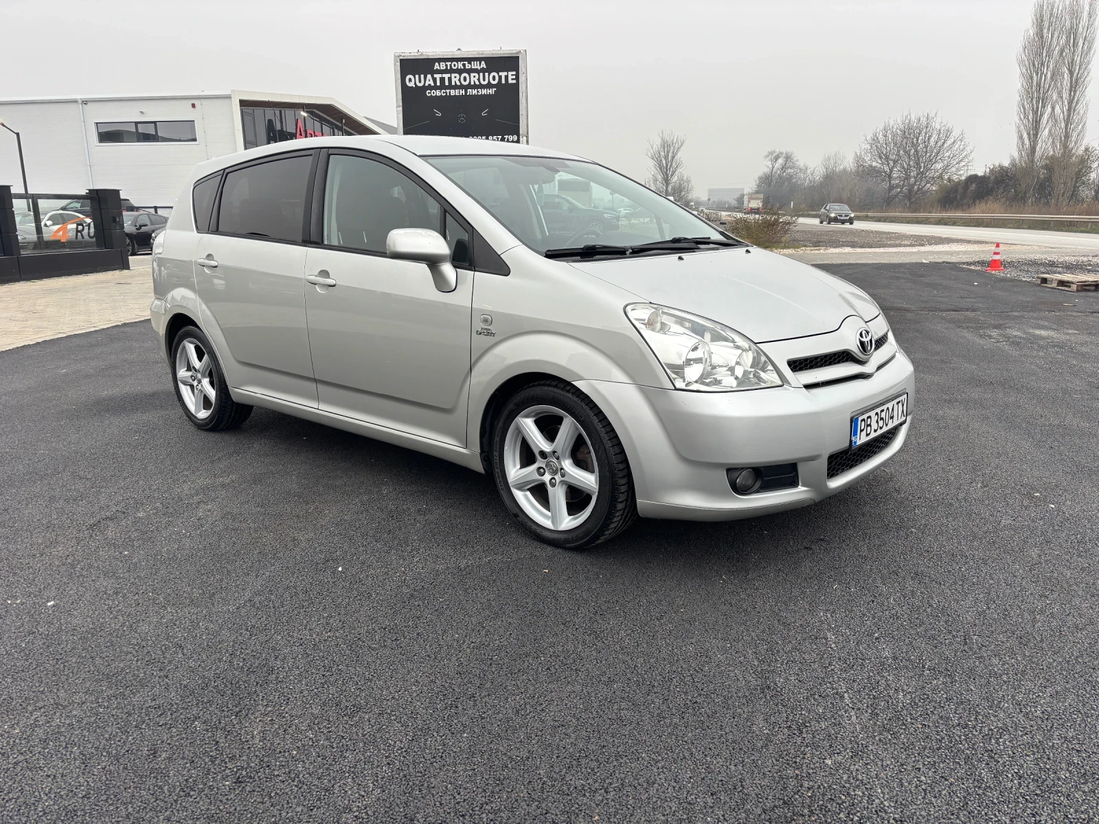 Toyota Corolla verso 2.2 D4D 7  | Mobile.bg   3