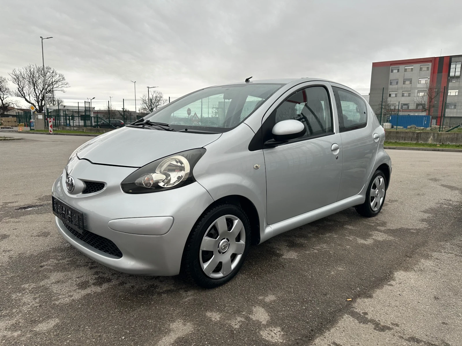 Toyota Aygo 1.4 Дизел - изображение 7