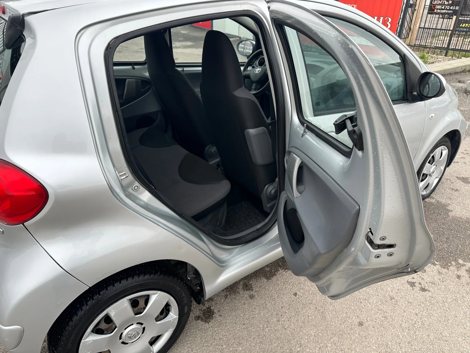 Toyota Aygo 1.4  | Mobile.bg   11