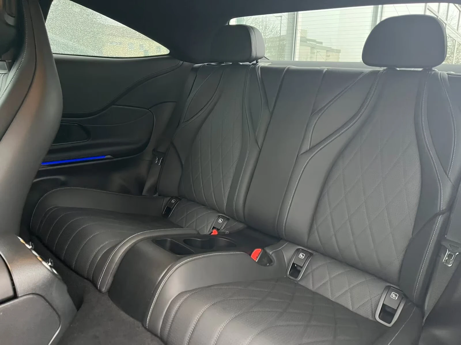 Mercedes-Benz CLE 300 AMG 4M HUD - изображение 6