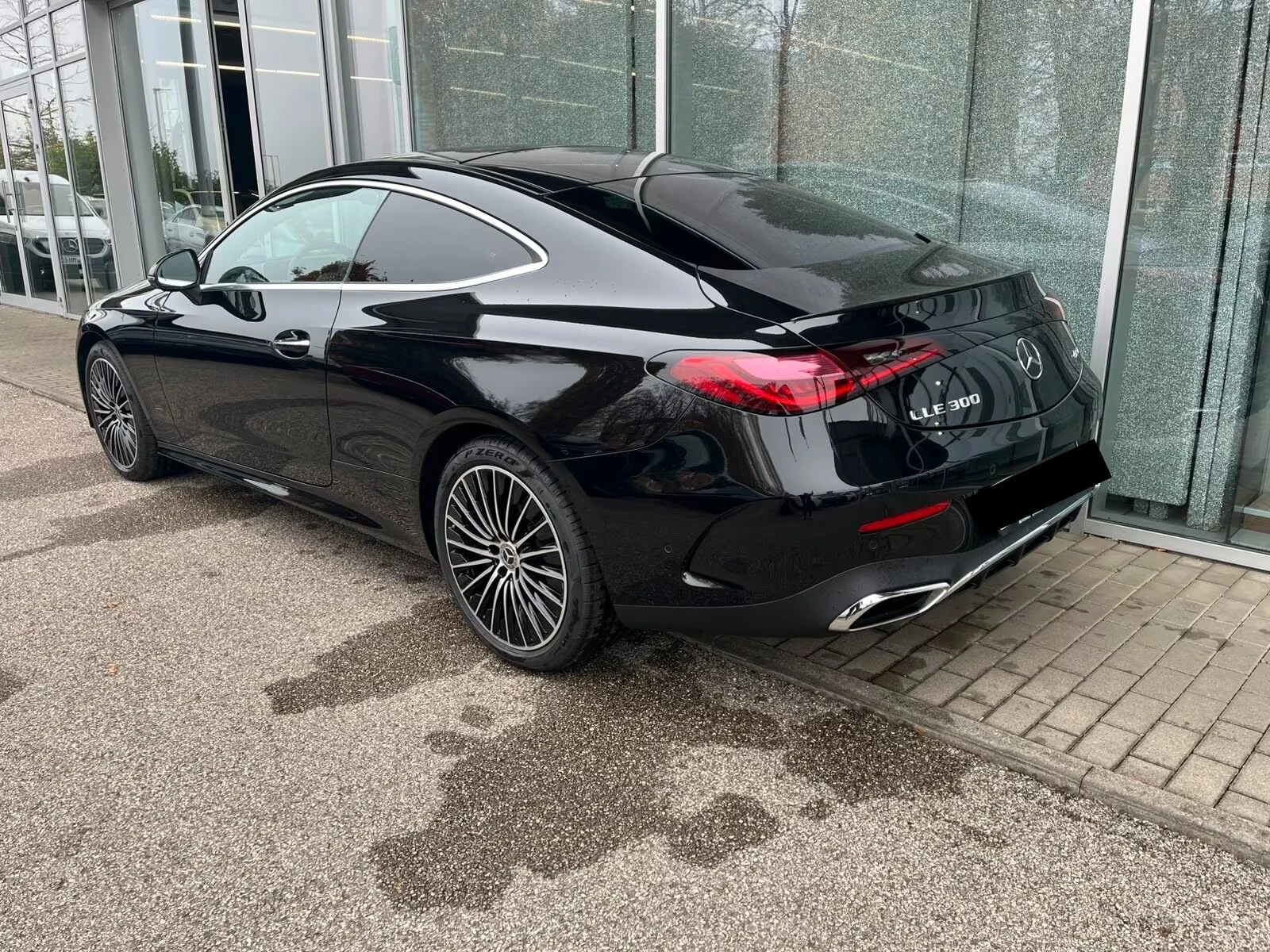 Mercedes-Benz CLE 300 AMG 4M HUD - изображение 3