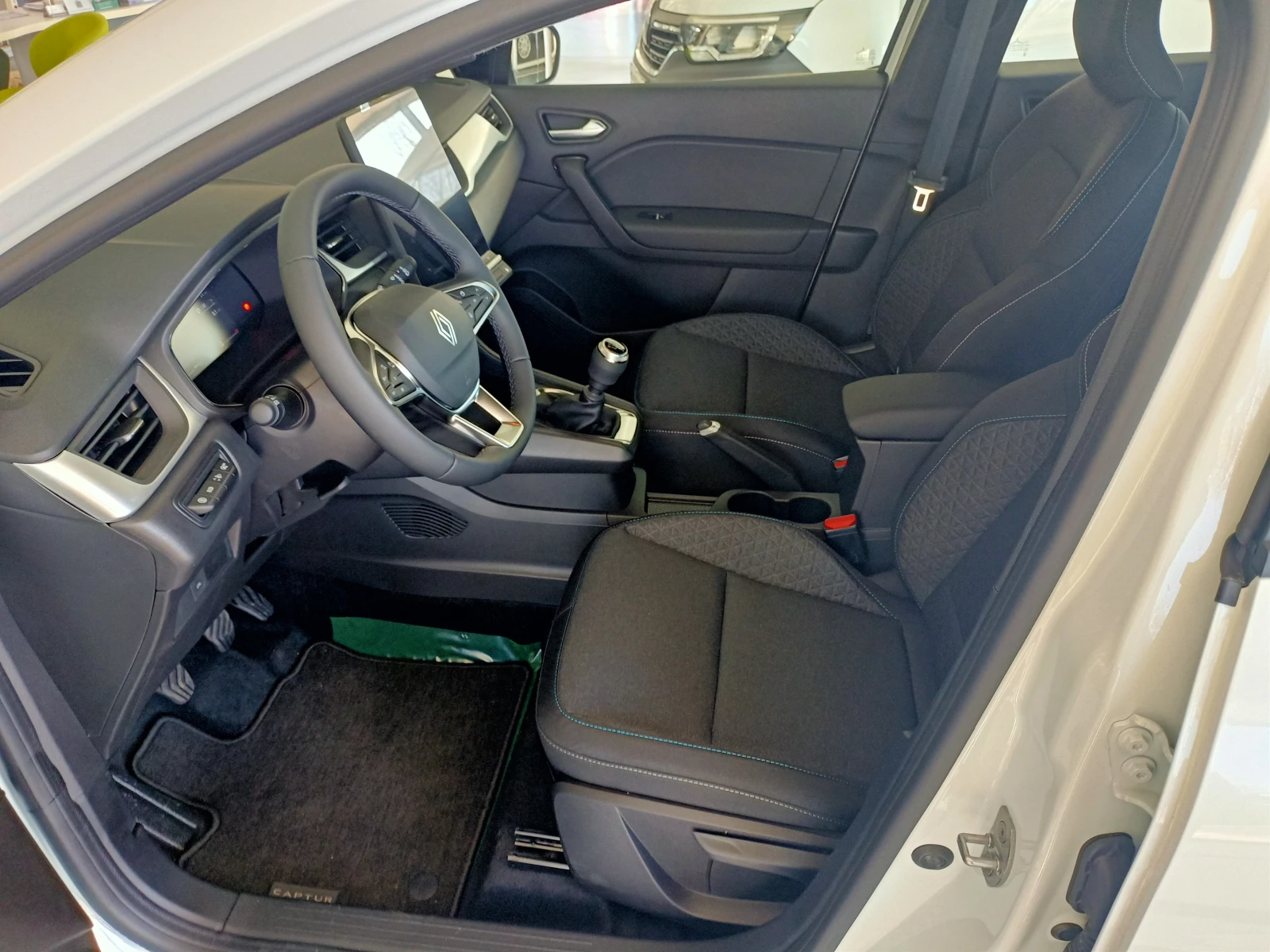 Renault Captur 1999Евро за получаване, 1.0TCe ГАЗ-Чисто нов! - изображение 6