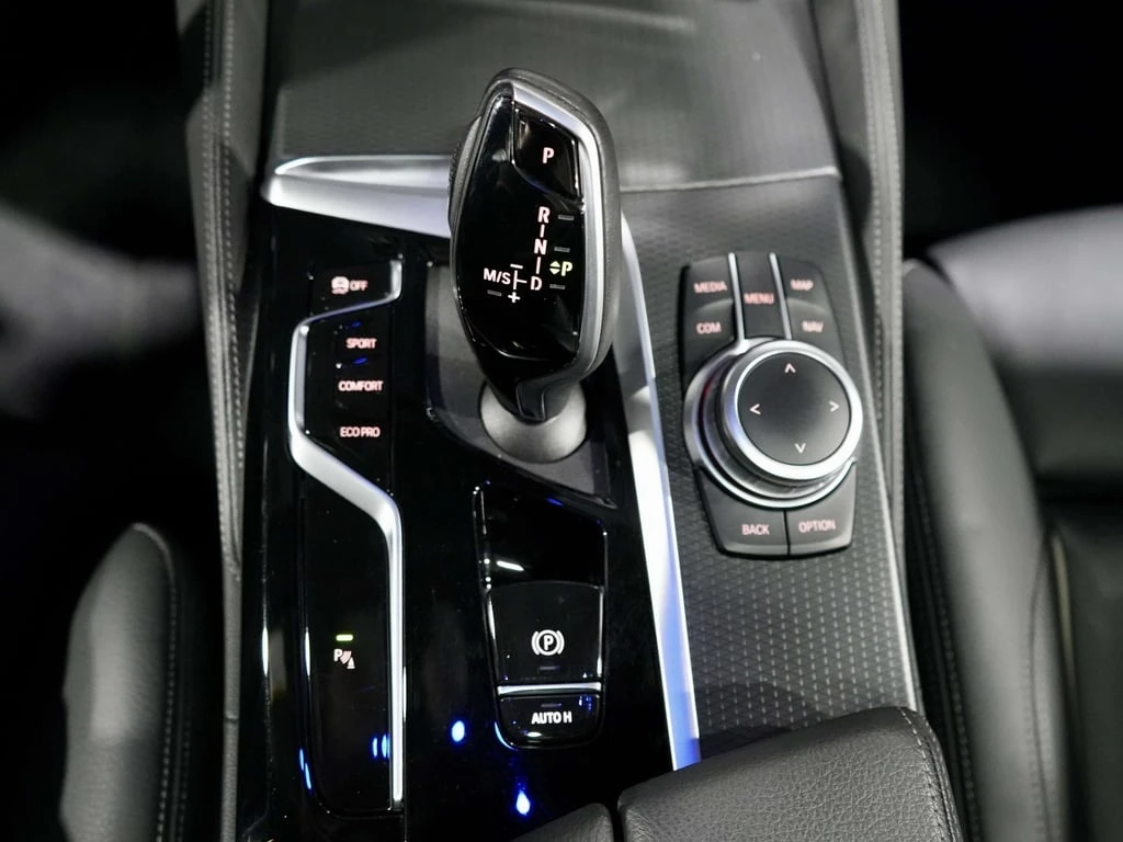 BMW 540 * xDrive * CARFAX * ���� �� �� | Mobile.bg � ����������� 16