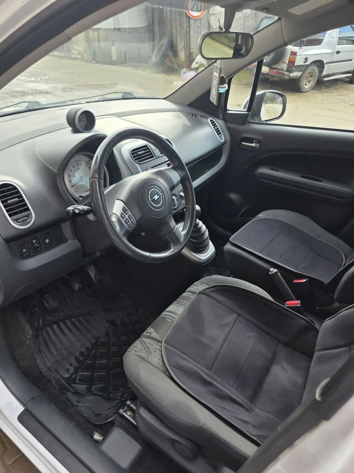 Opel Agila  - изображение 2