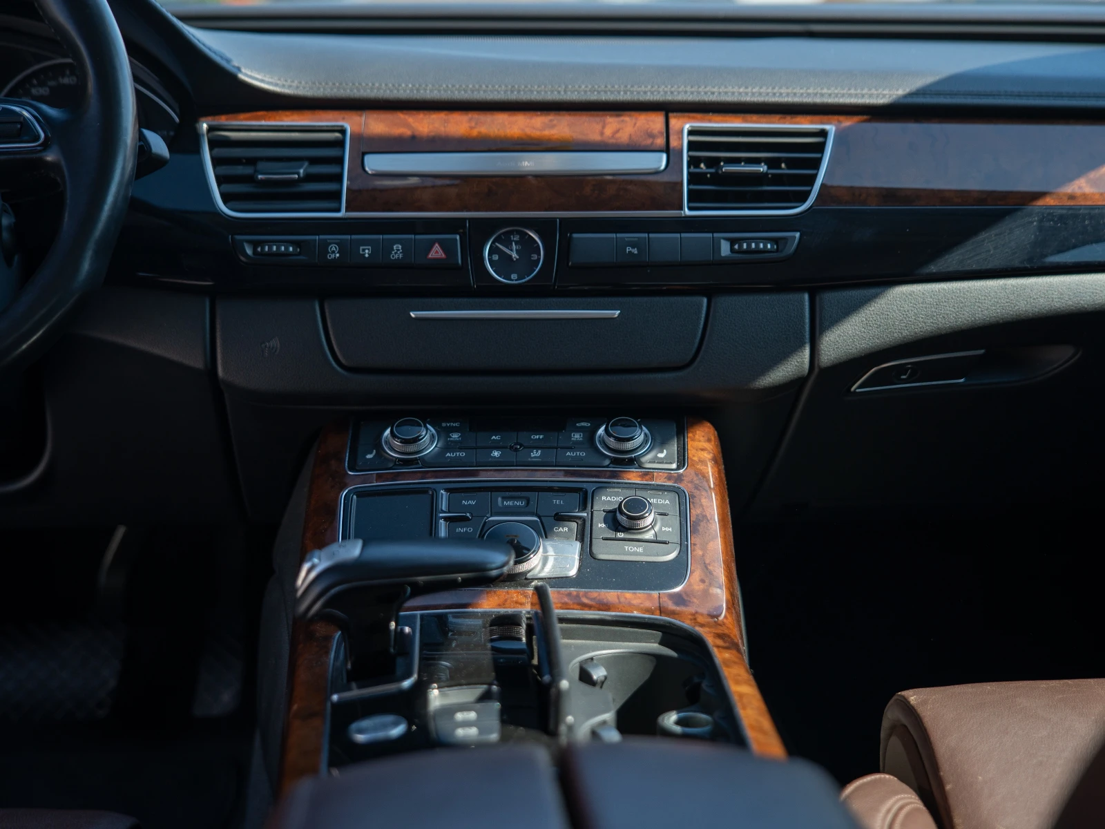 Audi A8 Audi A8   Луксозен седан-3.0 TDI Отлично състояние - изображение 10