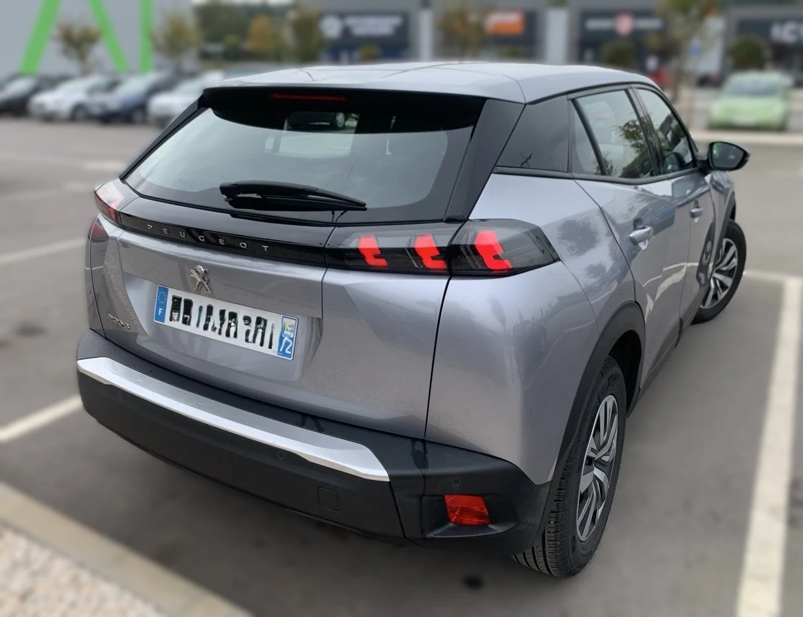 Peugeot 2008 1.5 BlueHDi - BVM6, снимка 5 - Автомобили и джипове - 53976337